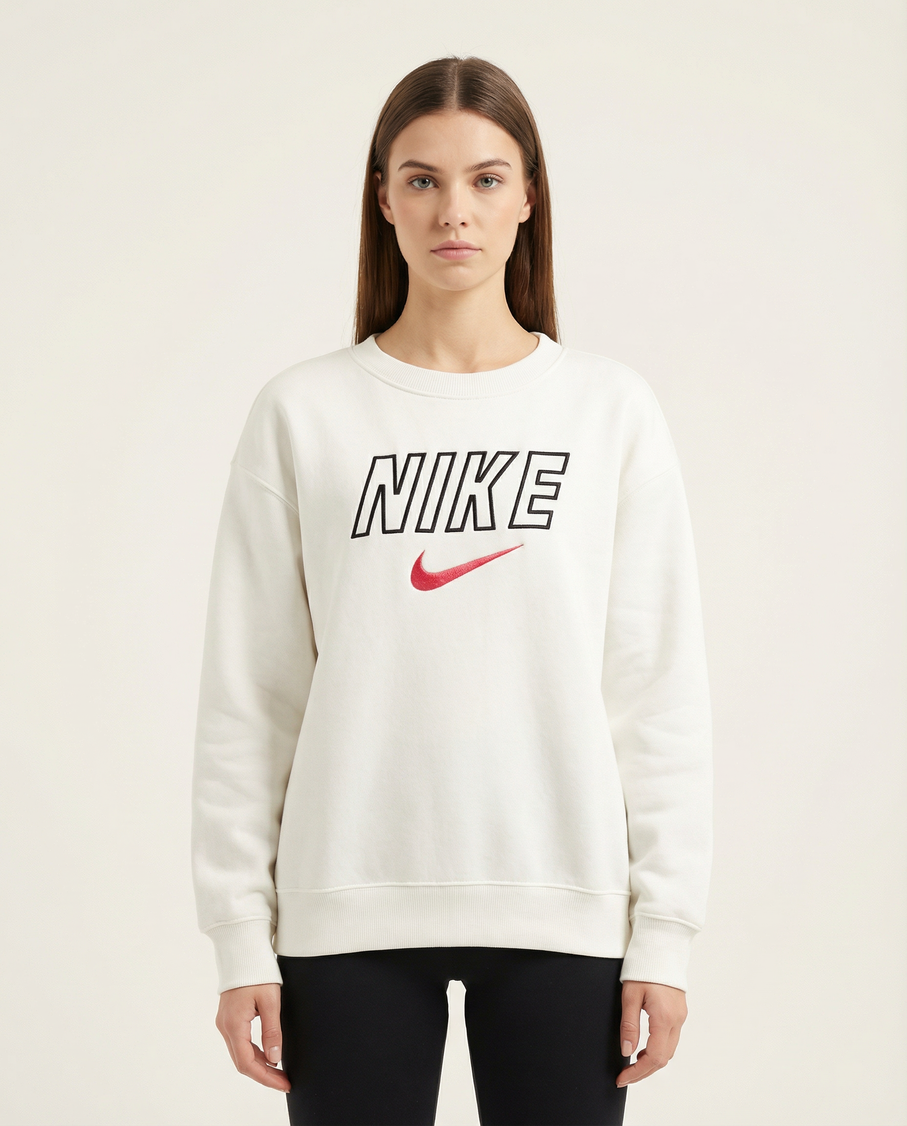 Kadın Bisiklet Yaka Büyük Logolu Sweatshirt