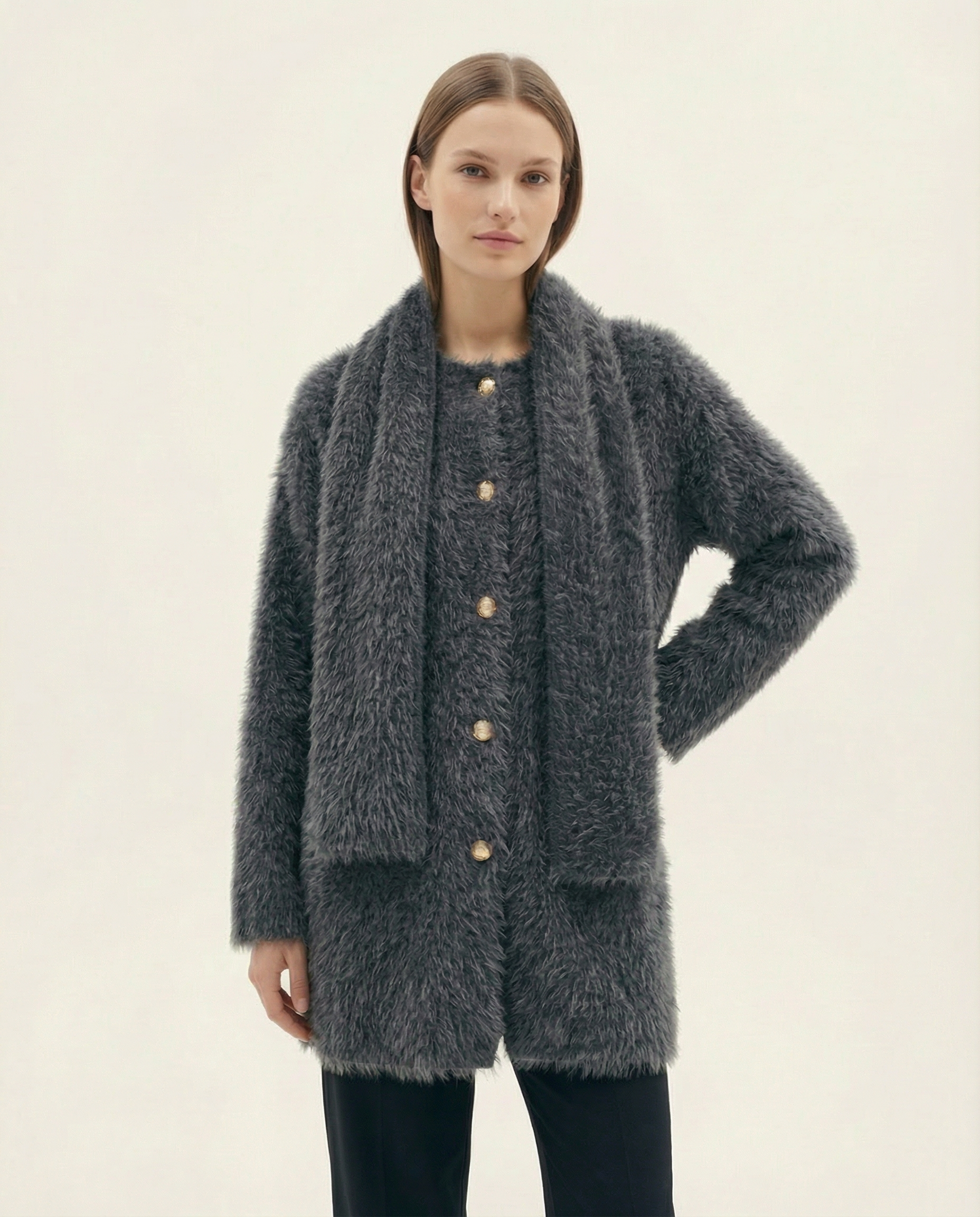 Antrasit Tüylü Dokulu Altın Düğmeli Bisiklet Yaka Şık Kadın Hırka