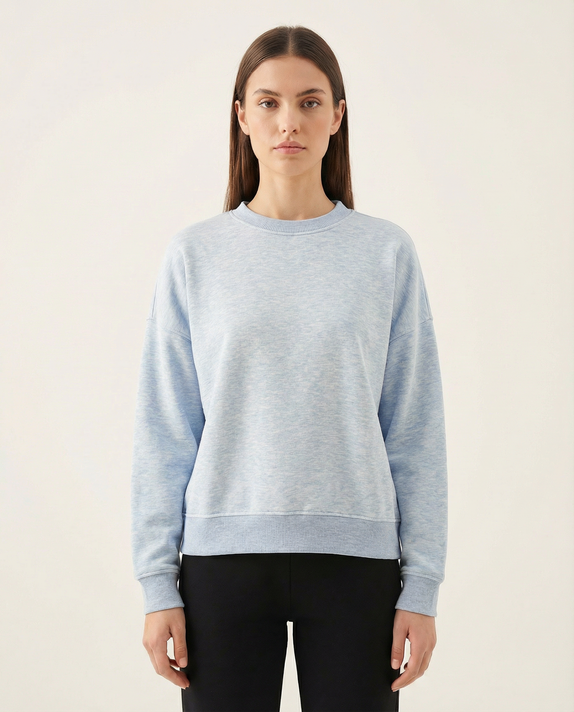 Kadın Bisiklet Yaka Rahat Kesim Basic Sweatshirt