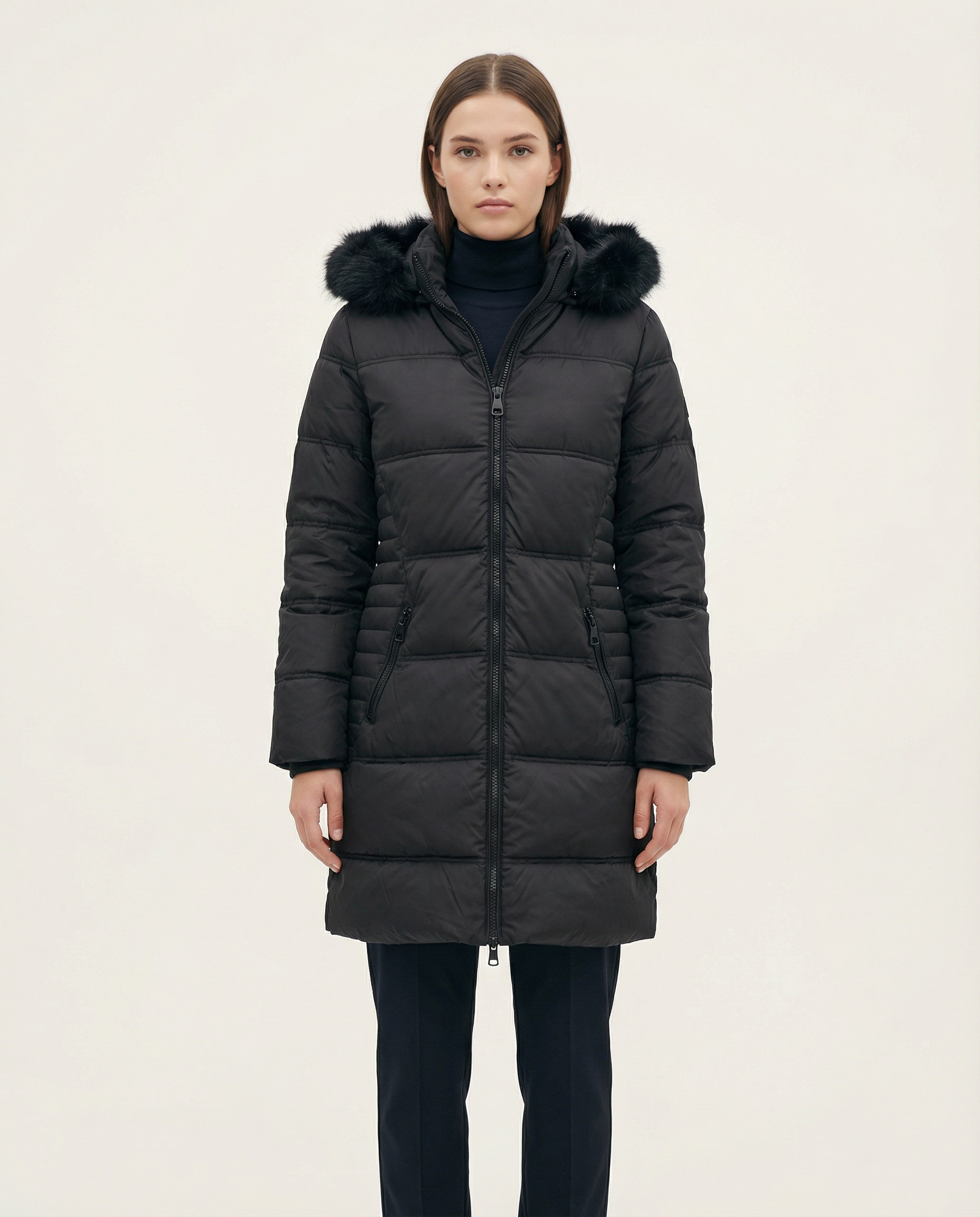 Kadın Siyah Kürklü Kapüşonlu Şişme Mont