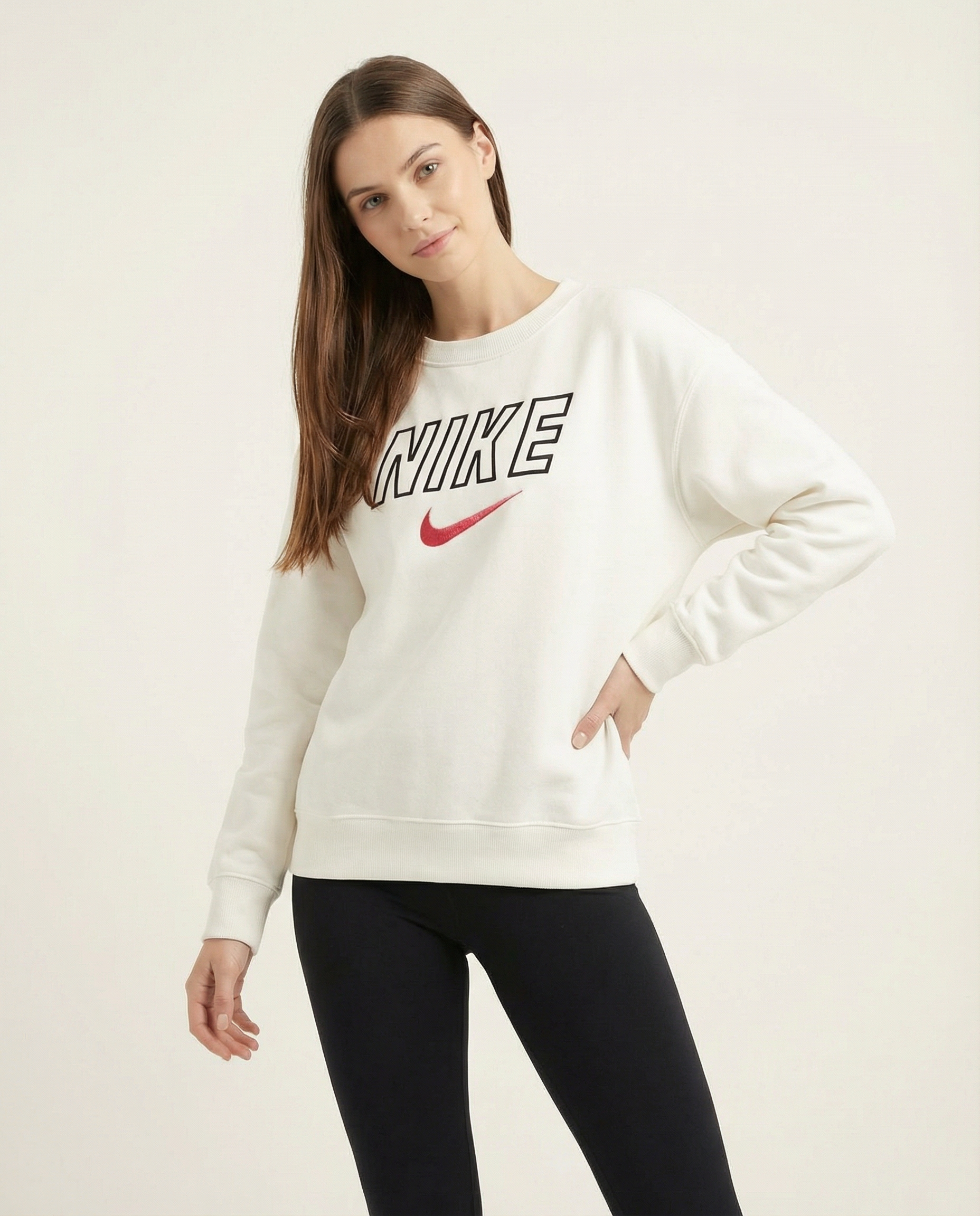 Kadın Bisiklet Yaka Büyük Logolu Sweatshirt