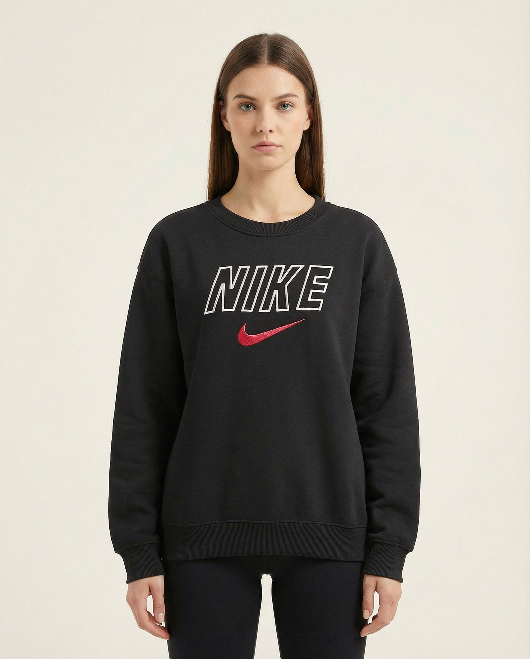 Kadın Bisiklet Yaka Büyük Logolu Sweatshirt