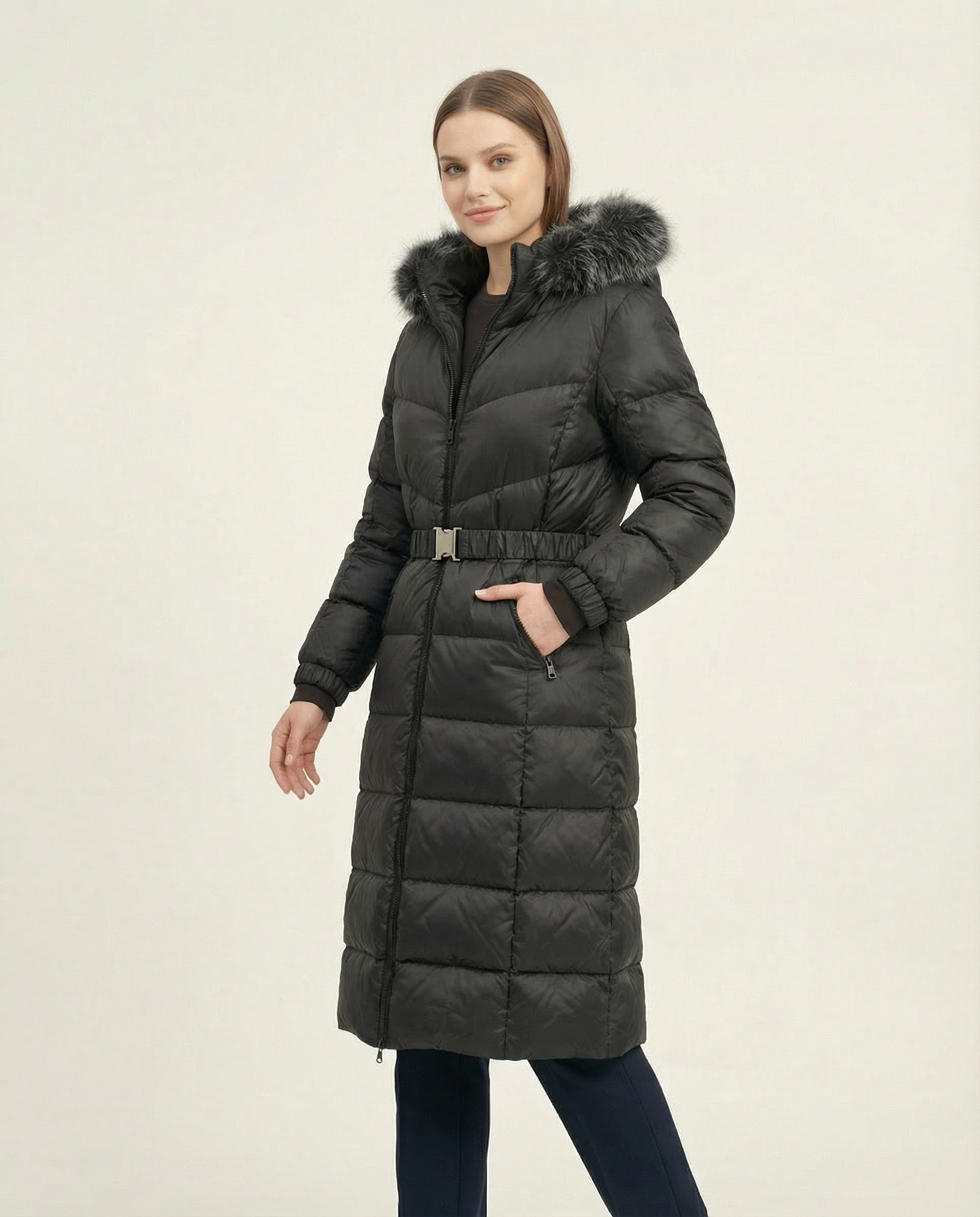 Kadın Kürklü Kapüşonlu Kemerli Uzun Şişme Mont