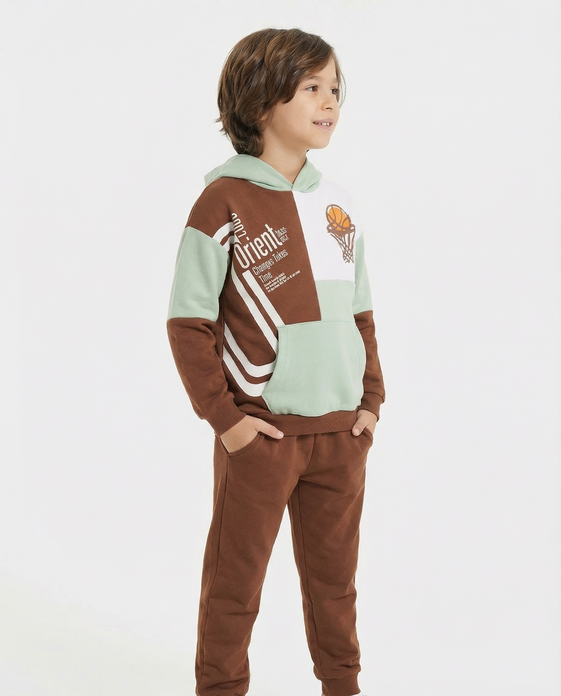 Erkek Çocuk Basketbol Temalı Kapüşonlu Eşofman Takımı