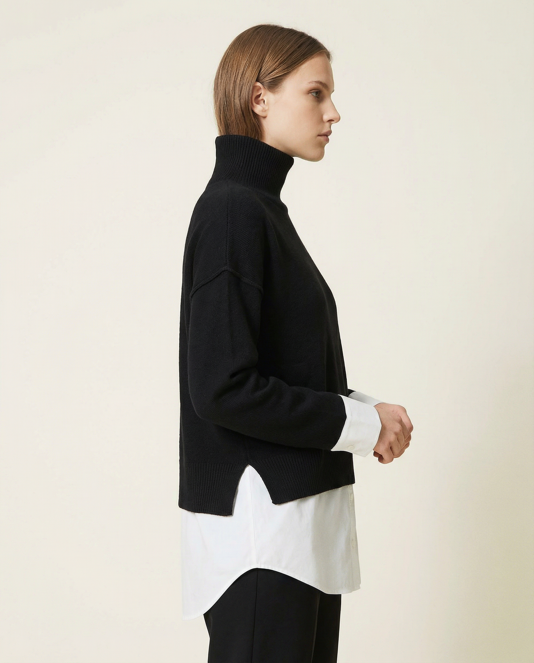 Kadın Balıkçı Yaka Yan Yırtmaçlı Salaş Triko Kazak