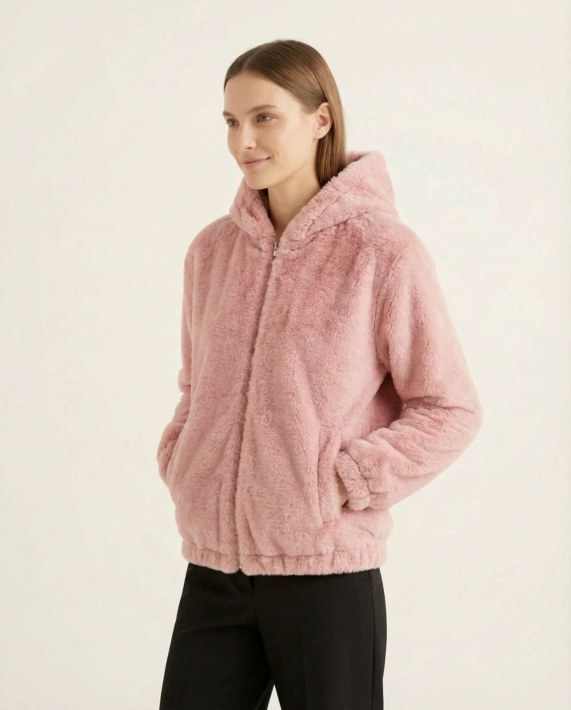 Yumuşak Dokulu Kapüşonlu Fermuarlı Kadın Peluş Mont Ceket