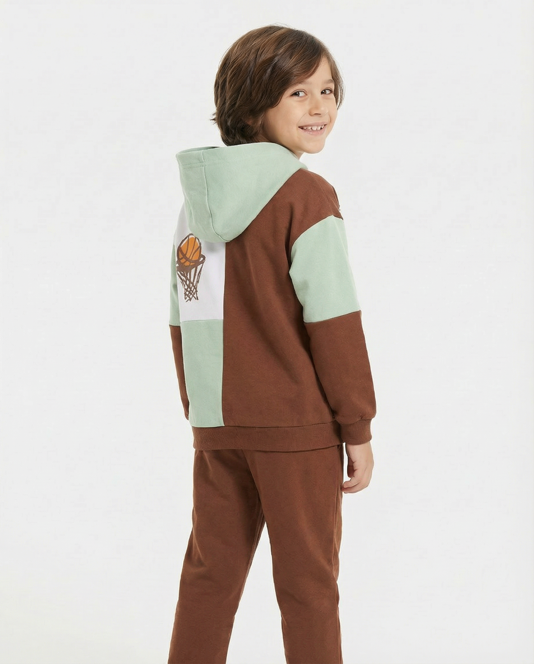 Erkek Çocuk Basketbol Temalı Kapüşonlu Eşofman Takımı