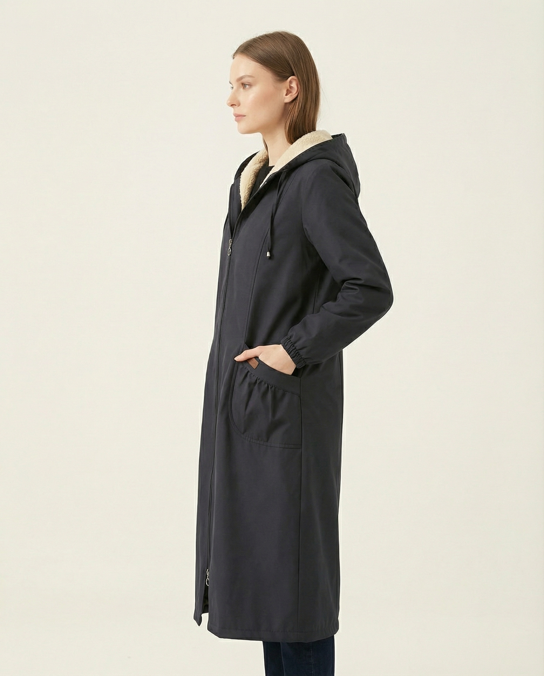 Kadın Lacivert İçi Kürklü Kapüşonlu Fermuarlı Uzun Mont