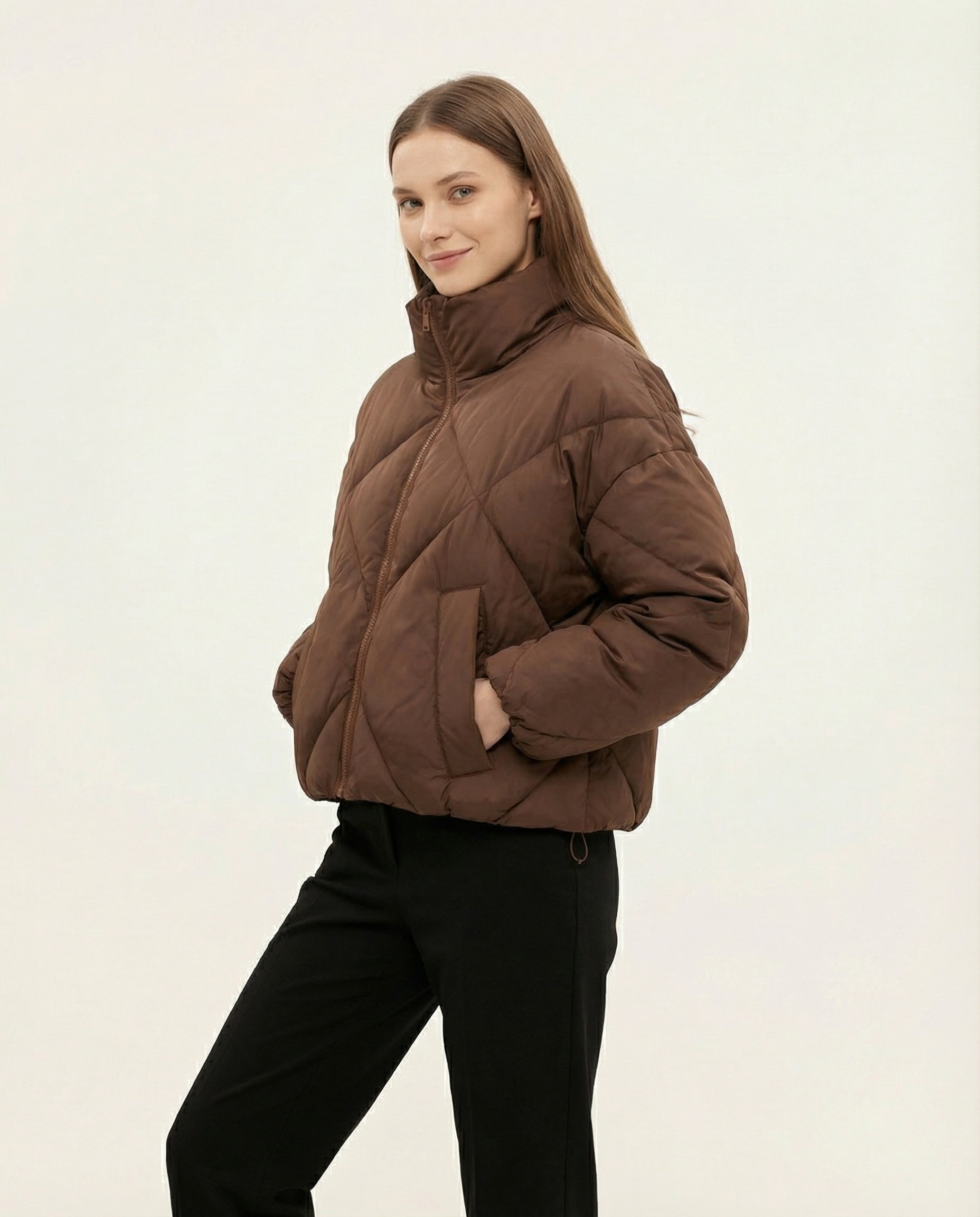 Kadın Acı Kahve Baklava Desenli Dik Yaka Kısa Şişme Mont