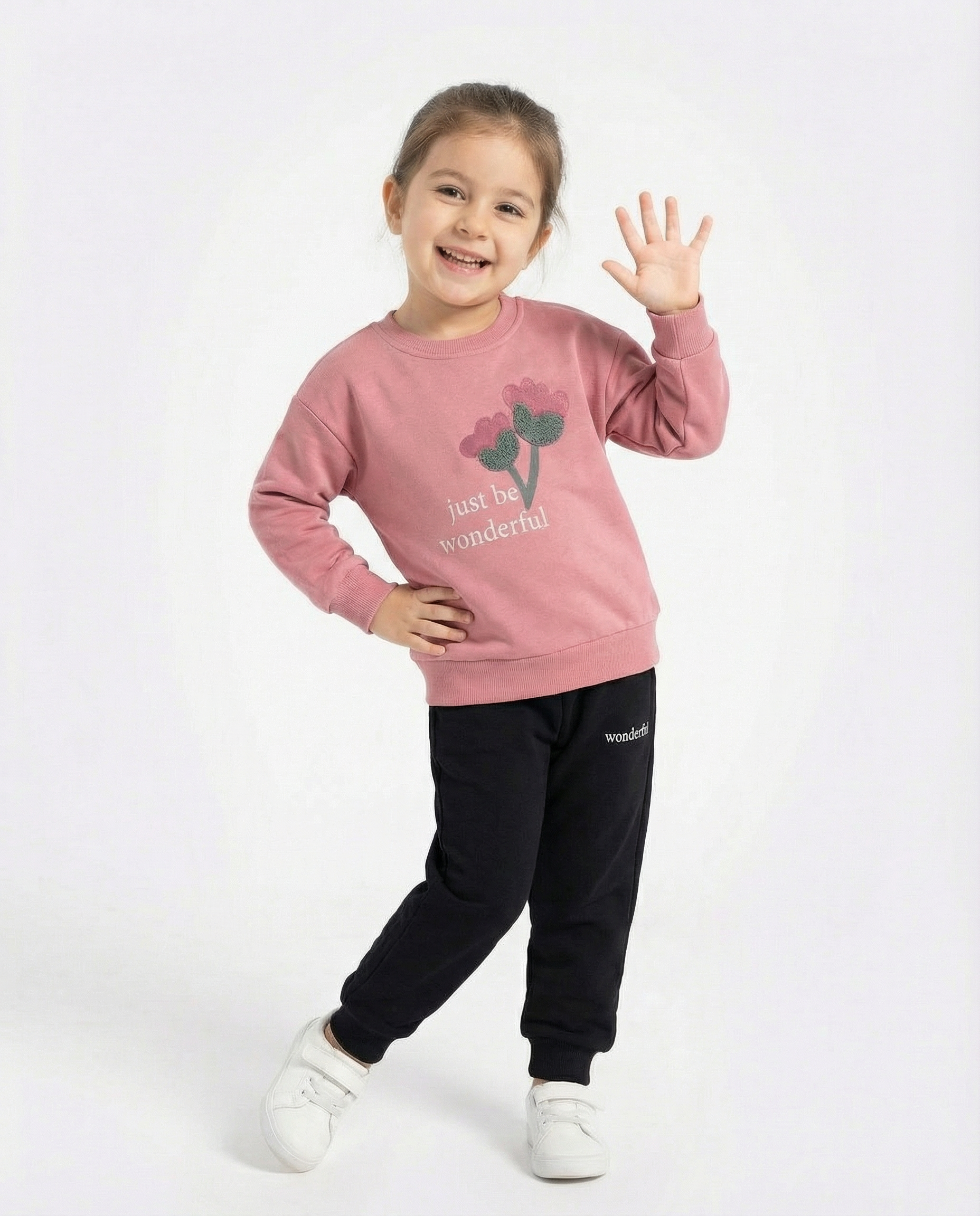 Çocuk Nakışlı Pamuklu Eşofman Takımı