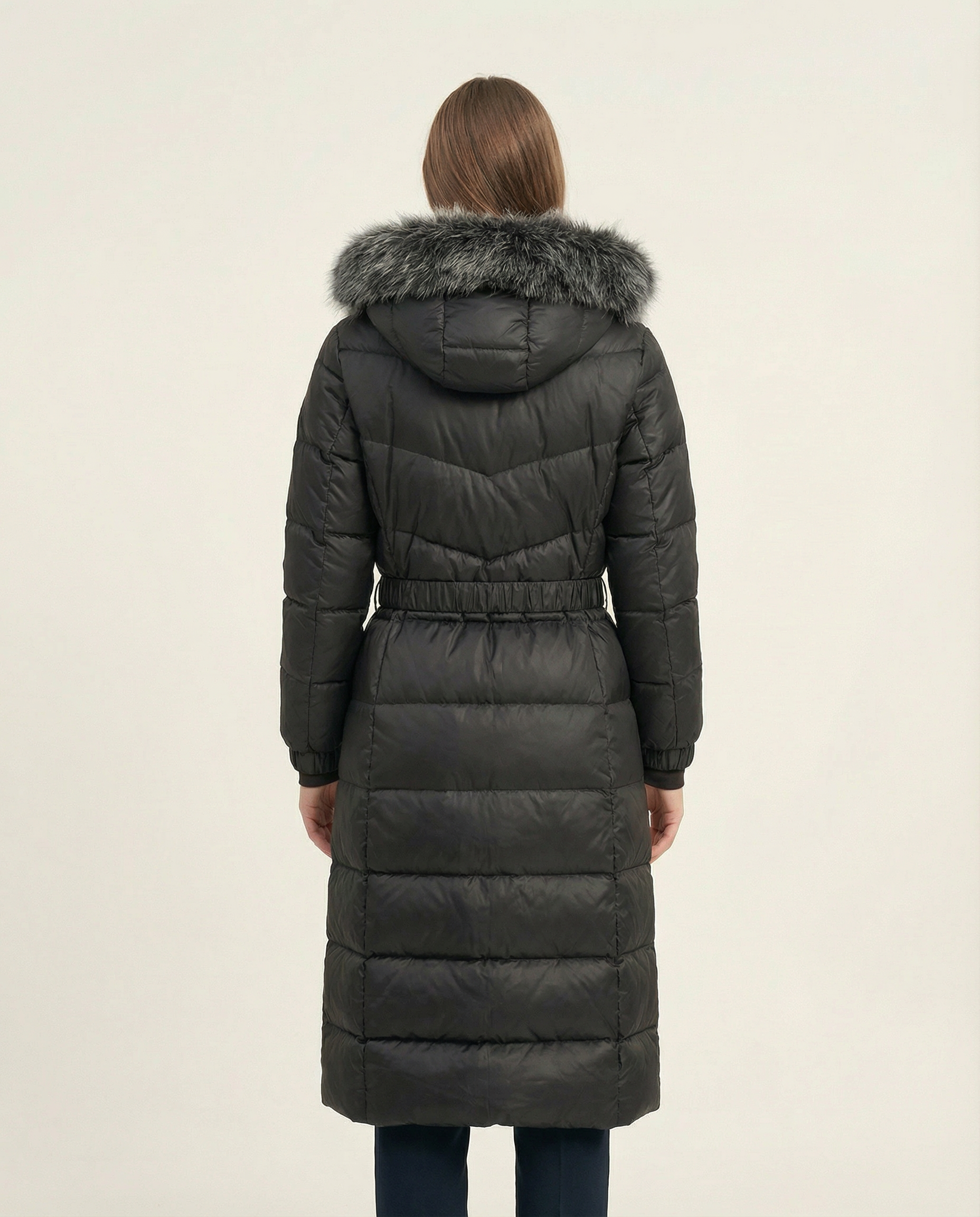 Kadın Kürklü Kapüşonlu Kemerli Uzun Şişme Mont