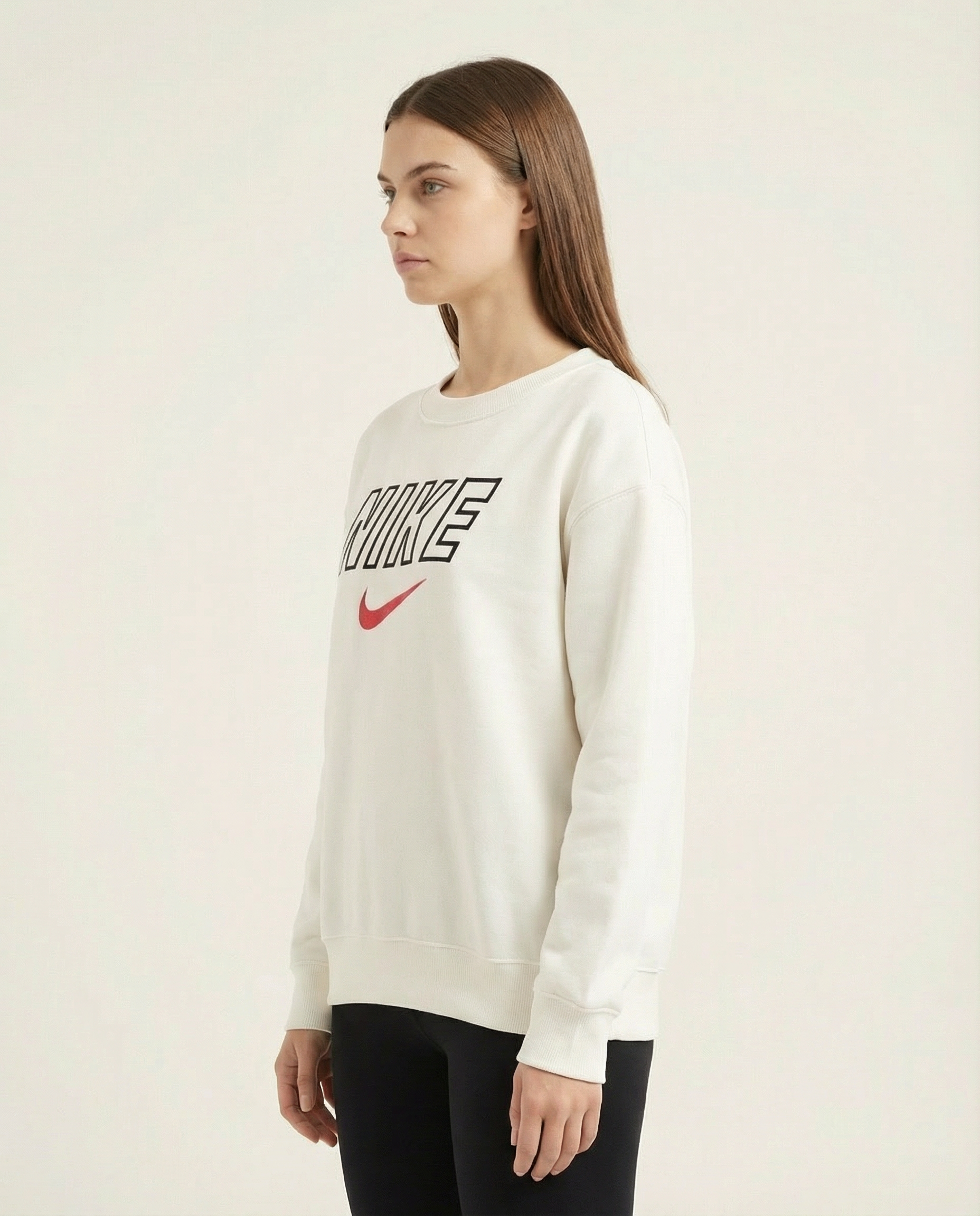 Kadın Bisiklet Yaka Büyük Logolu Sweatshirt