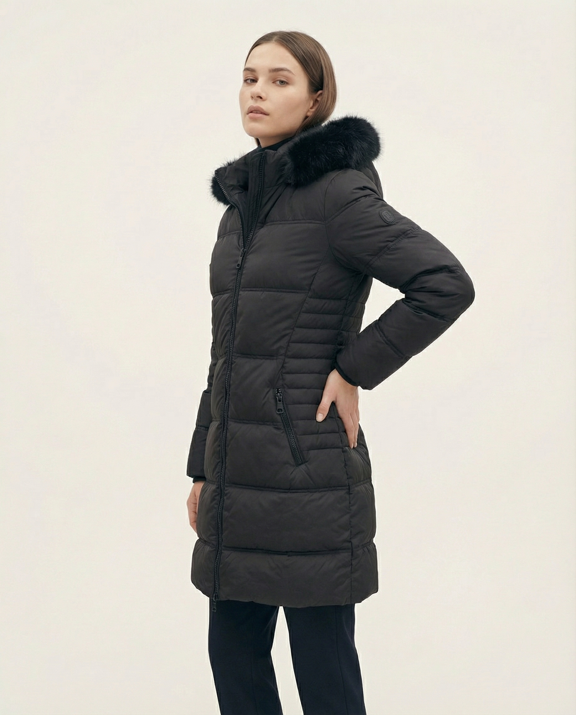 Kadın Siyah Kürklü Kapüşonlu Şişme Mont