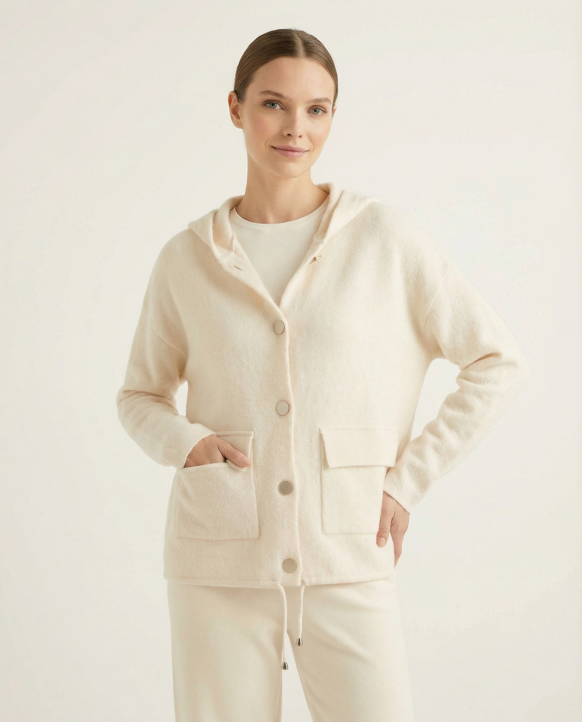 Gold Düğmeli Bisiklet Yaka Beli Büzgülü Kadın Triko Ceket