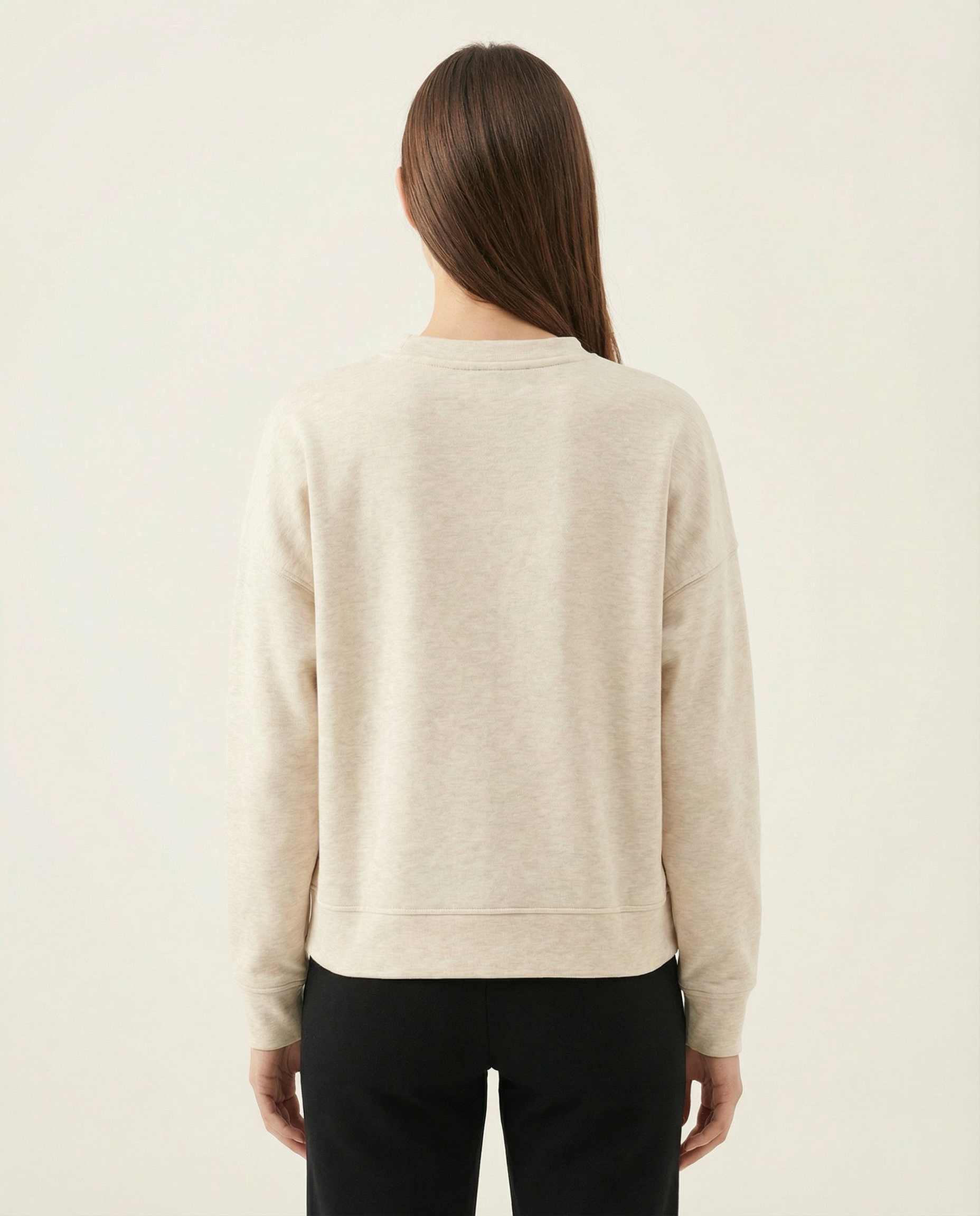 Kadın Bisiklet Yaka Rahat Kesim Basic Sweatshirt