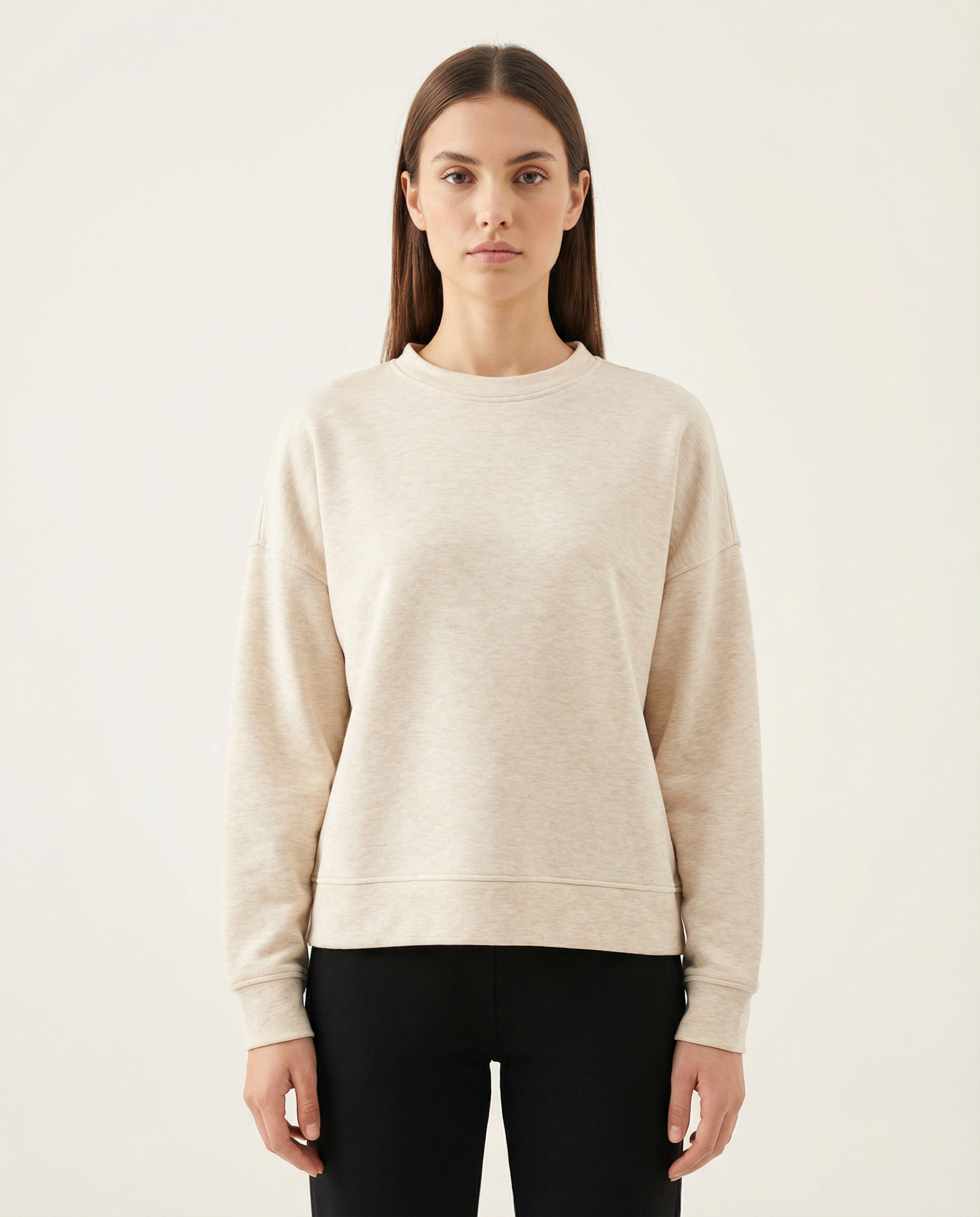 Kadın Bisiklet Yaka Rahat Kesim Basic Sweatshirt